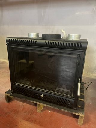 Chimenea insertable de fundición con turbinas