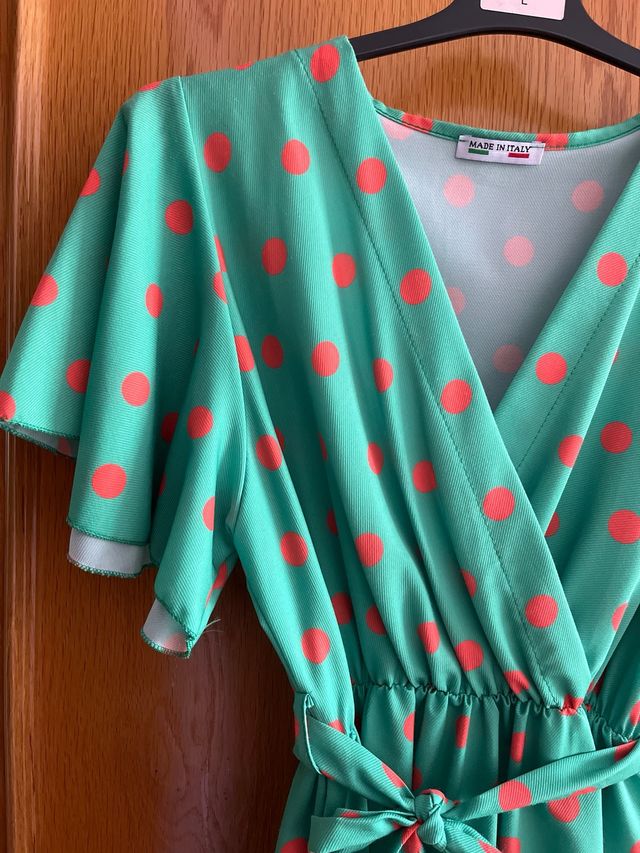 Vestido lunares verde y naranja. tala única