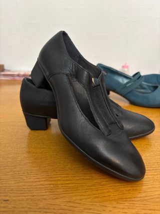 Lote Zapatos Mujer Camper Tacón y Cerrados