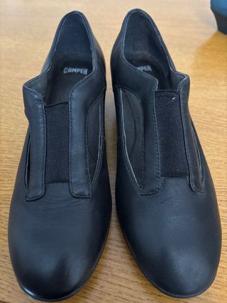 Lote Zapatos Mujer Camper Tacón y Cerrados