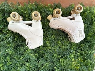 Patines blancos 4 ruedas