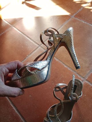 Lote de varios pares de zapatos piel o a estrenar 
