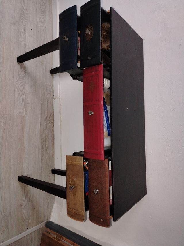 Recibidor estilo libro