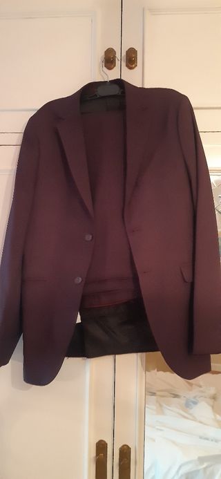 Traje chaqueta granate