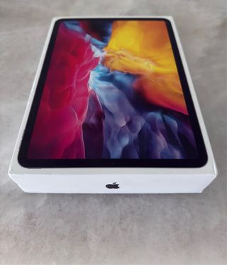 CAJA IPAD PRO 11’’ 2 GENERACIÓN