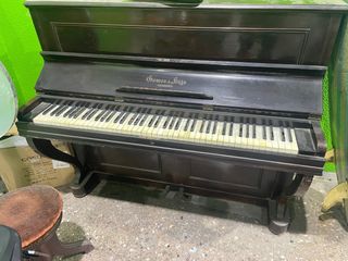 Piano antiguo Gómez e Hijo para restaurar