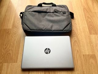 Portátil - HP 15.6" Full HD, Intel i3