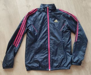 Chaqueta Adidas azul y rosa