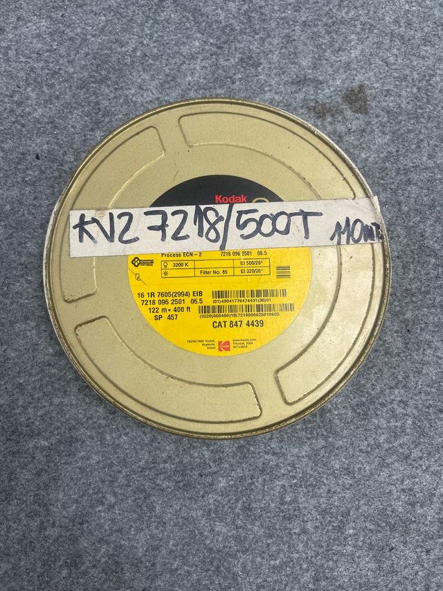 Película Kodak 500T 16mm Cola 110 metros