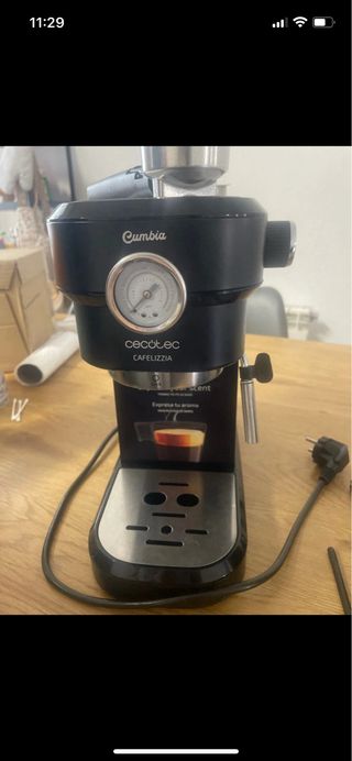 Pack Cafetera Cecotec + Molinillo Negro