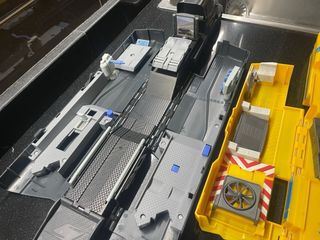 Set 2 Camioncini Cars Dinoco e Mack