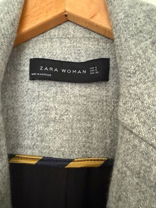 Abrigo Zara Gris Doble Botonadura