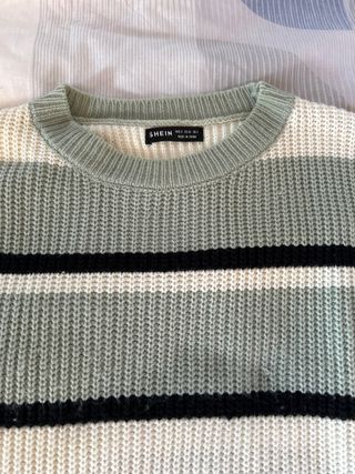 Jersey SHEIN rayas verde, negro y blanco Talla S