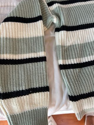 Jersey SHEIN rayas verde, negro y blanco Talla S
