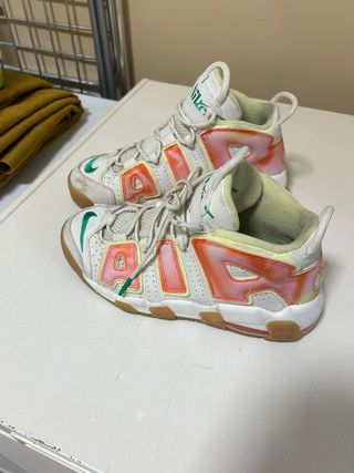 Nike Air More Uptempo (GS) Naranja Blanco