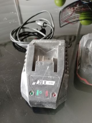 Cargador Baterías Parkside 20V