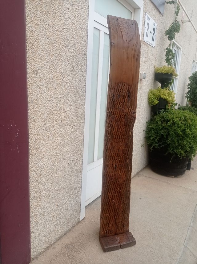 Botellero artesanal de madera