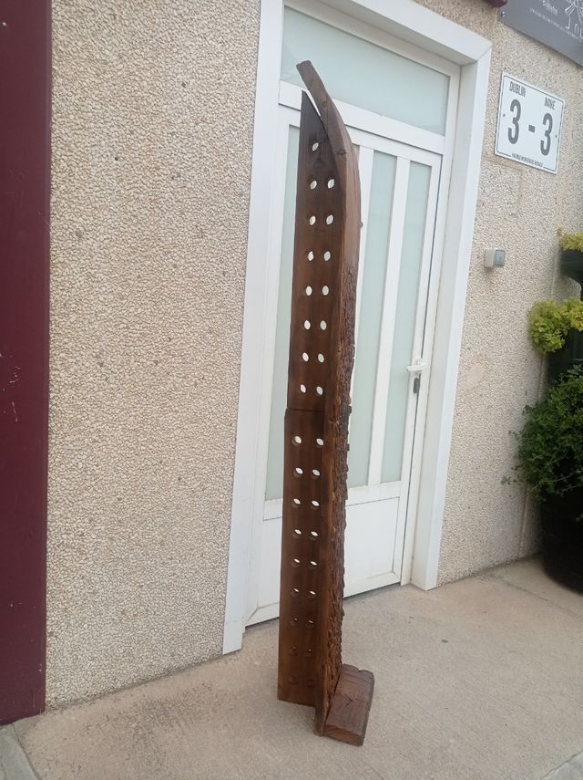 Botellero artesanal de madera