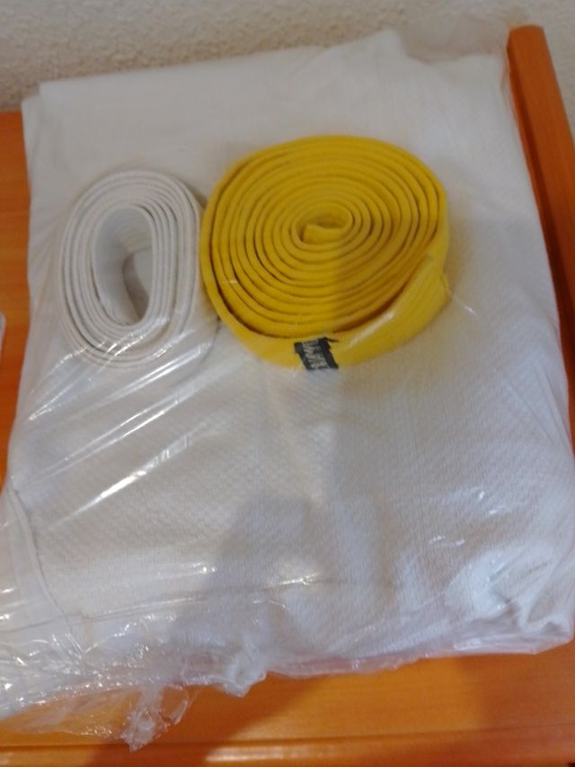 Kimono Karate Blanco Caballero