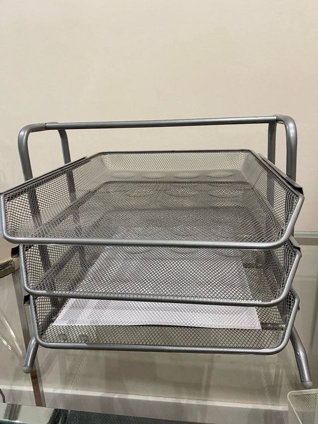 Clasificador documentos escritorio metal gris