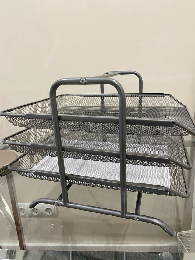 Clasificador documentos escritorio metal gris