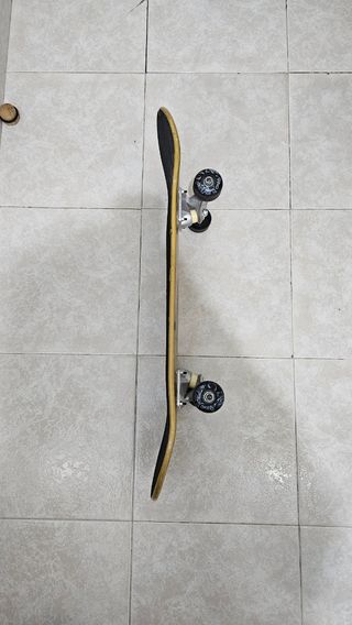 Skate Oxelo Longboard Dorado Calaveras