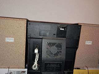 Minicadena Sony. Lector cassettes y triple CD