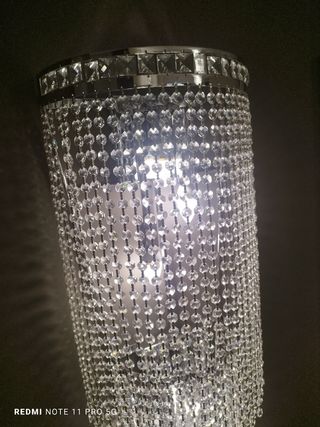 Lampadario di cristallo e metallo