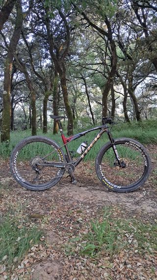 Bicicleta Trek Supercaliber MTB