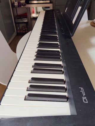 Teclado Roland FP-10