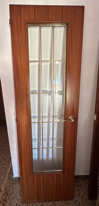 Conjunto de 4 puertas de madera con cristal