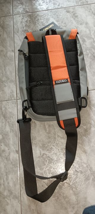 Mochila Pecho Ozuko Gris Naranja