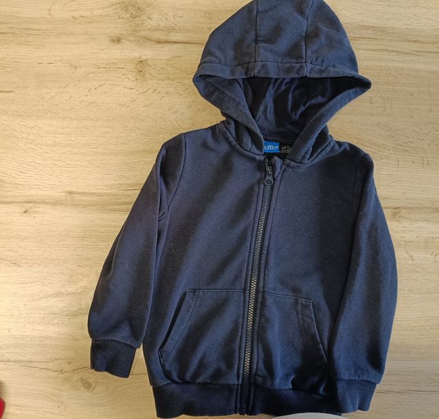 Sudadera azul con cremallera T. 98/104