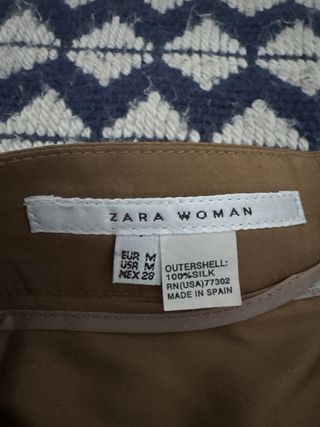 Falda de fiesta 100x100 seda. Talla M. Zara