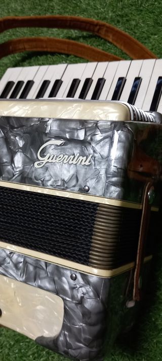 Acordeón Guerrini Super Luxe Vintage