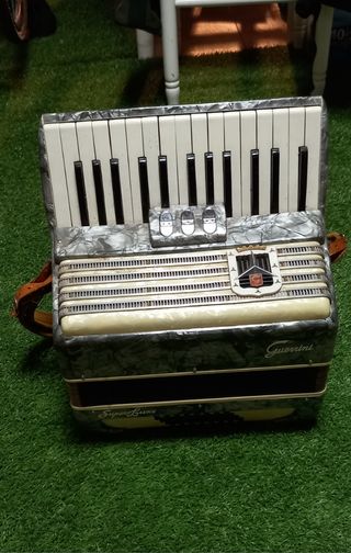 Acordeón Guerrini Super Luxe Vintage