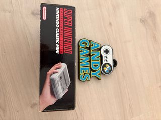 Super Nintendo Classic Mini + 2 Mandos completa