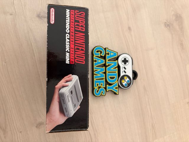 Super Nintendo Classic Mini + 2 Mandos completa