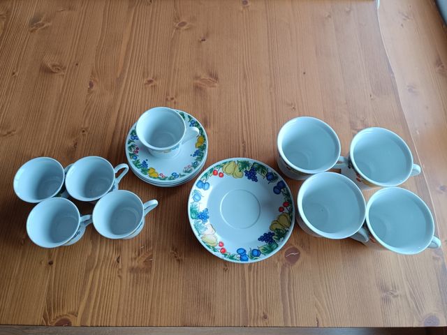 Juego de 6 tazas de café con platos
