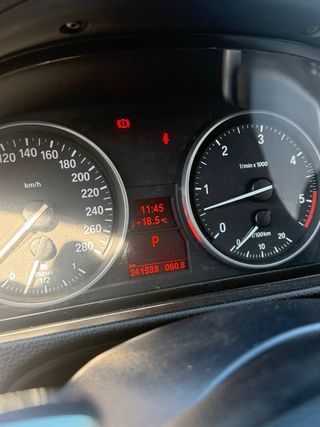 BMW e92 325d (leer averia)