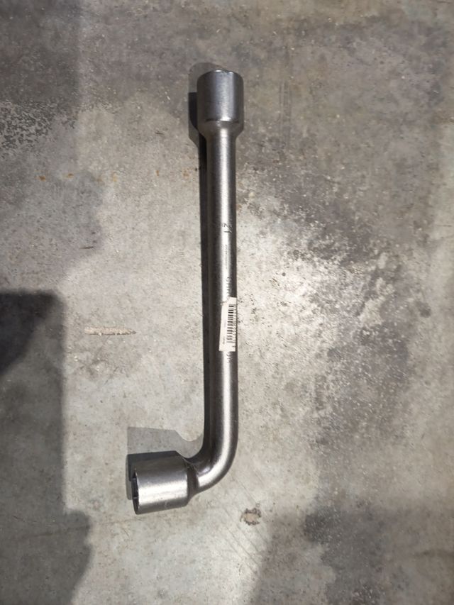 Llave pipa 21mm