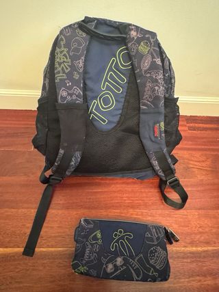 Mochila escolar azul TOTO