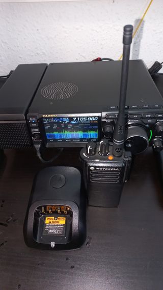 Walkie Motorola DMR 430 mhz