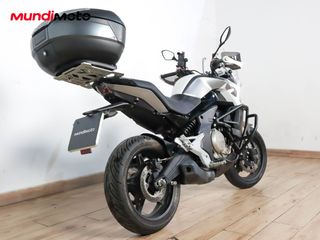 CFMOTO CF 650 MT