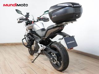 CFMOTO CF 650 MT