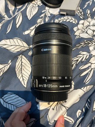 Kit Canon EOS 550D + Lentes 18-135mm y 50mm