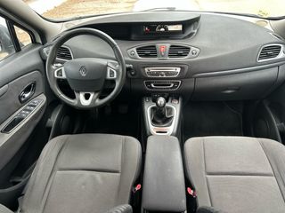 Renault Scenic 1.5 dCi Authentique 2012