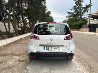 Renault Scenic 1.5 dCi Authentique 2012