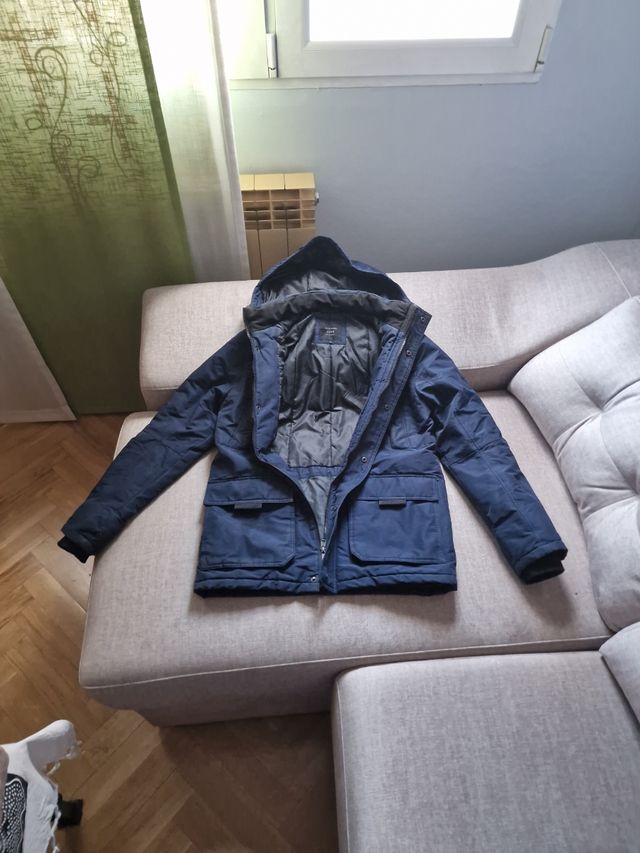 Cazadora de invierno azul