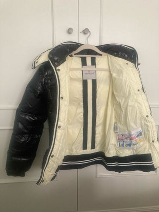 Chaqueta Moncler Maya mate negra Talla m